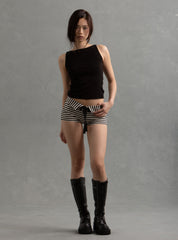 Fang Shorts