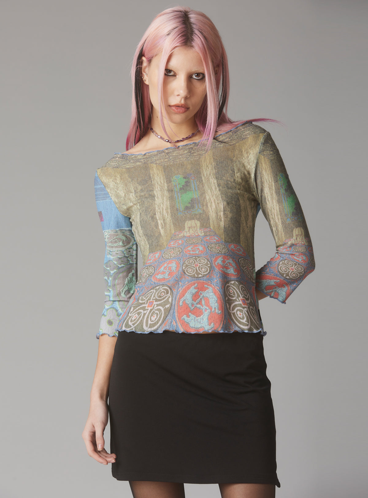Mesh Printed Quarter Sleeve Top With Wide Neck UNIF