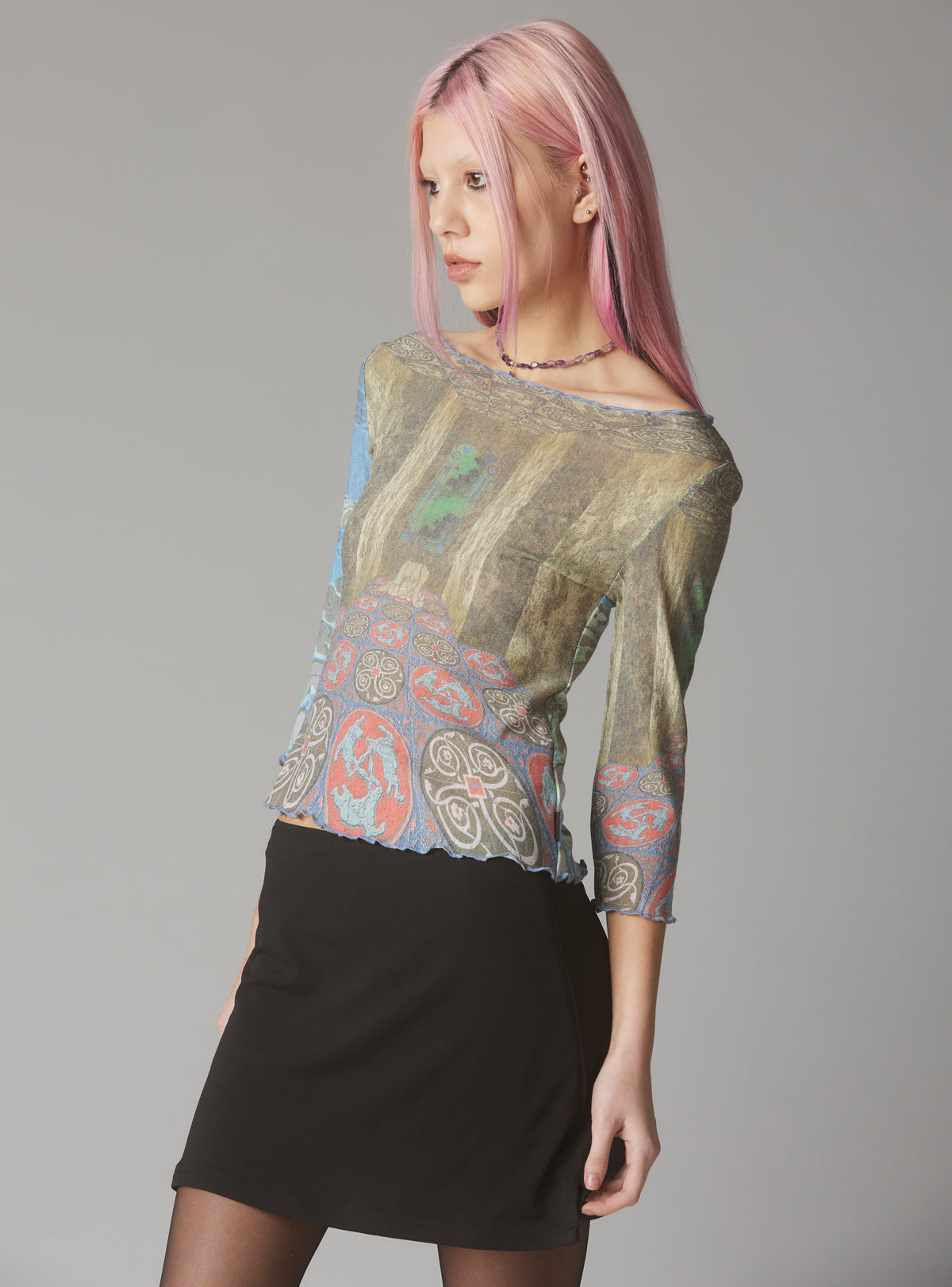 Mesh Printed Quarter Sleeve Top With Wide Neck UNIF