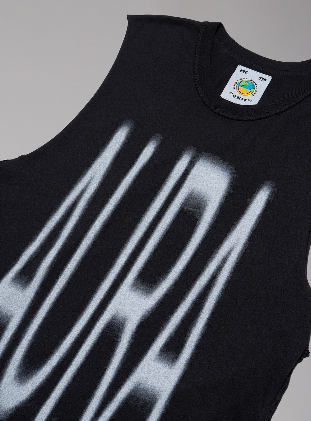 Aura Tank
