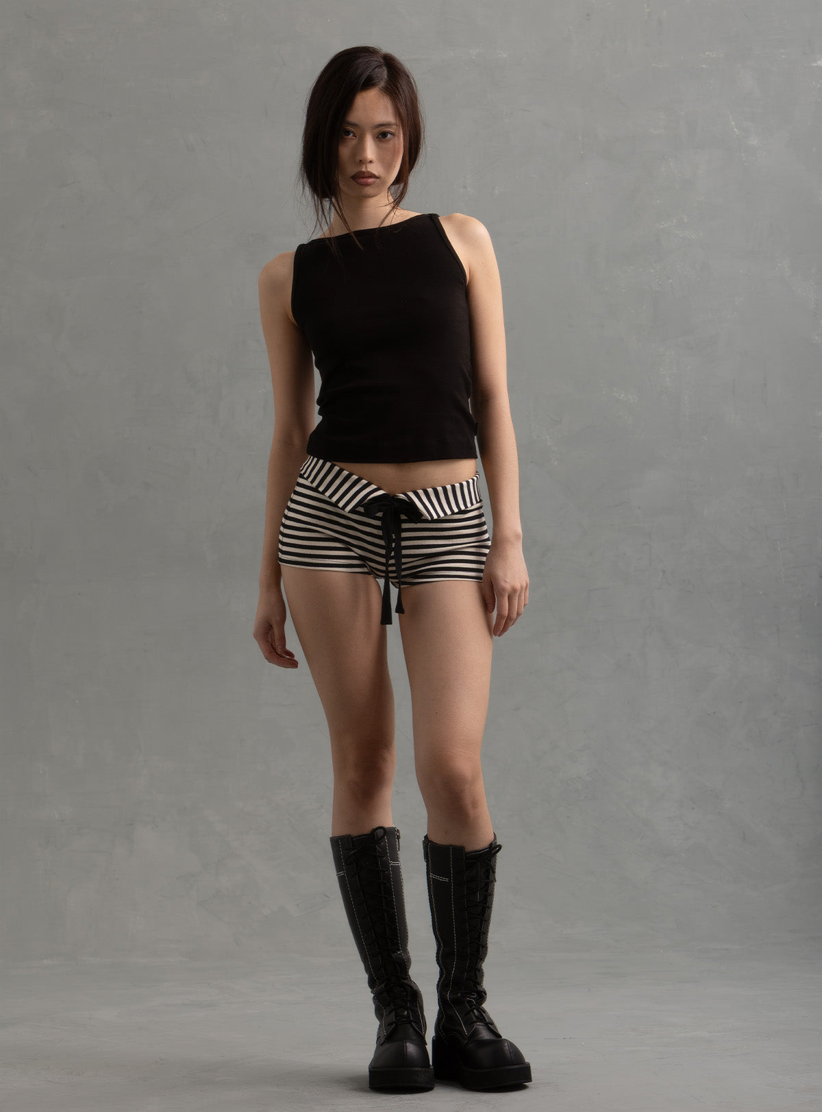 Fang Shorts