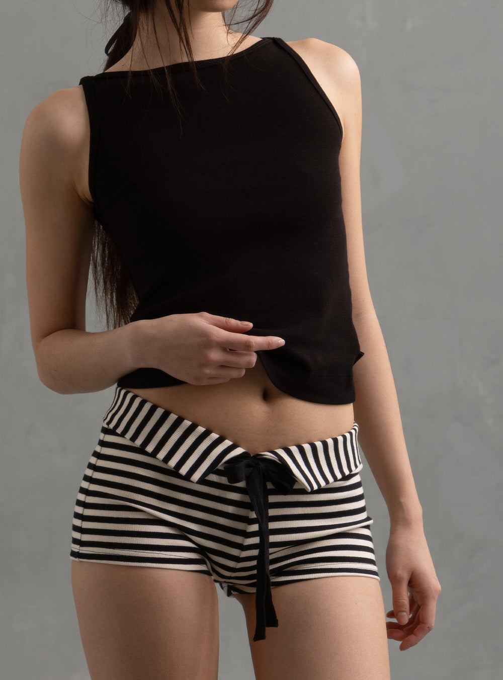 Fang Shorts
