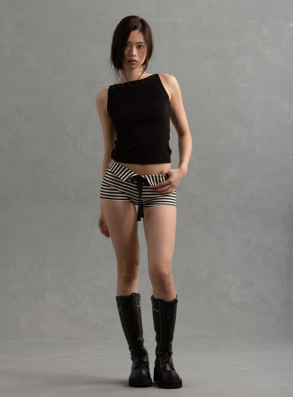 Fang Shorts