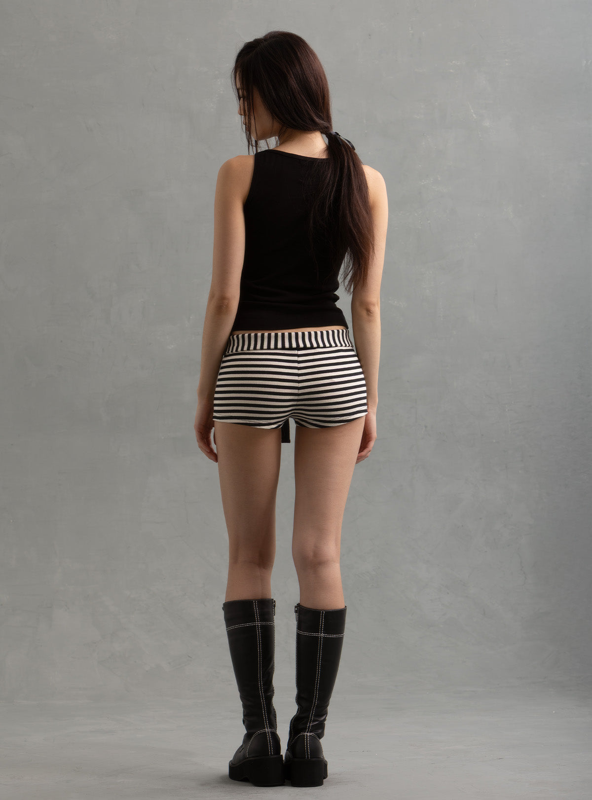 Fang Shorts