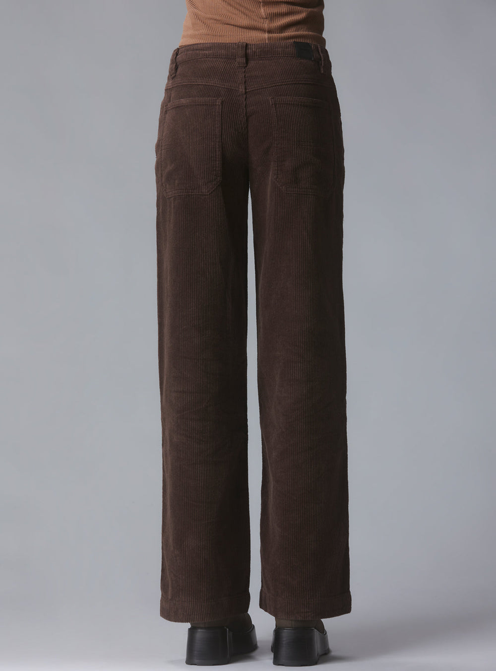 Wide Leg Corduroy Pants In Brown UNIF