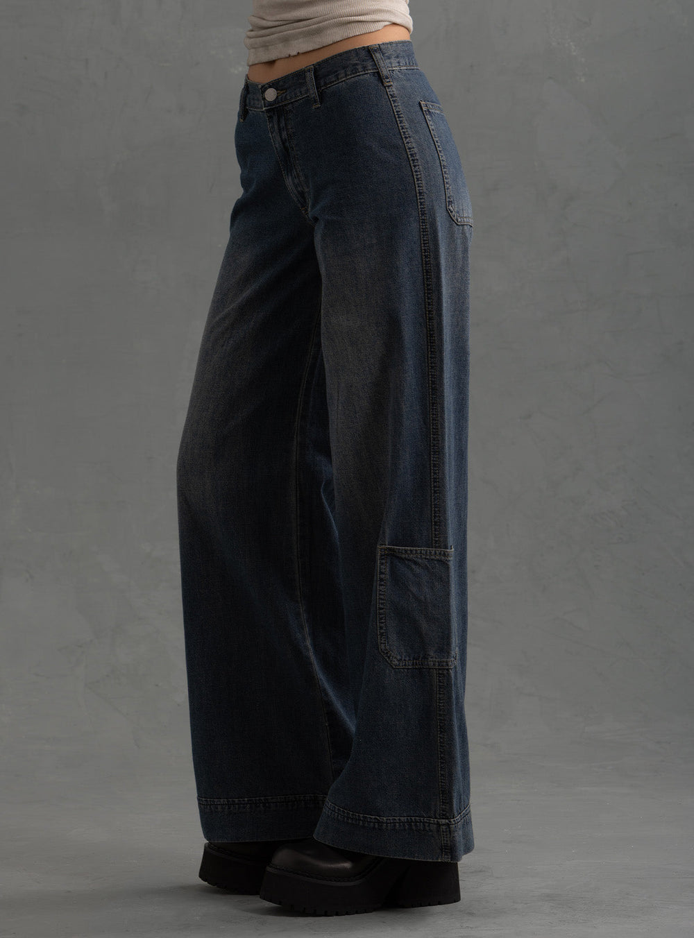 Serif Pants