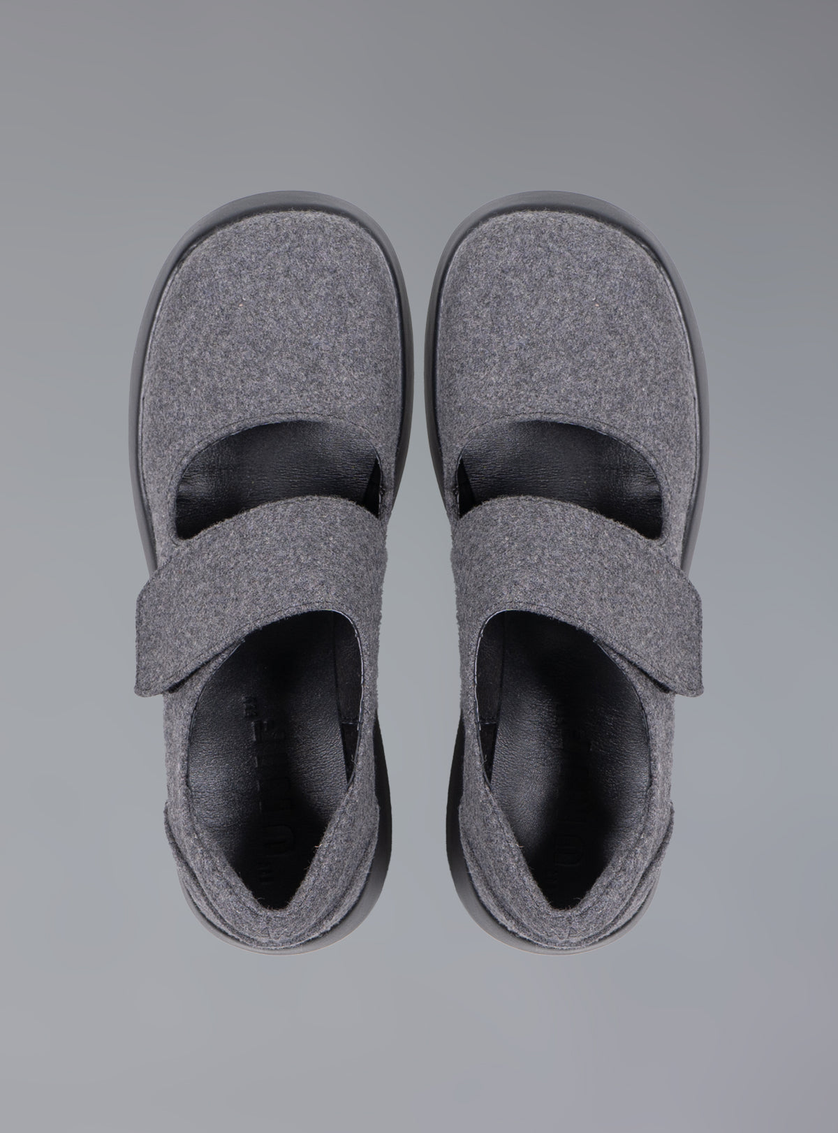 Felt Platform Sandal In Grey UNIF