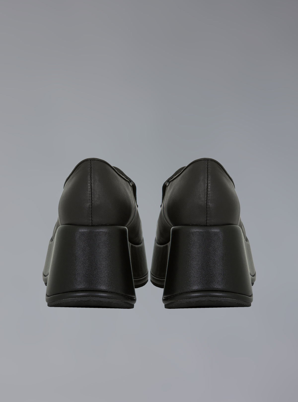 Square Toe Stacked Platform Shoe UNIF