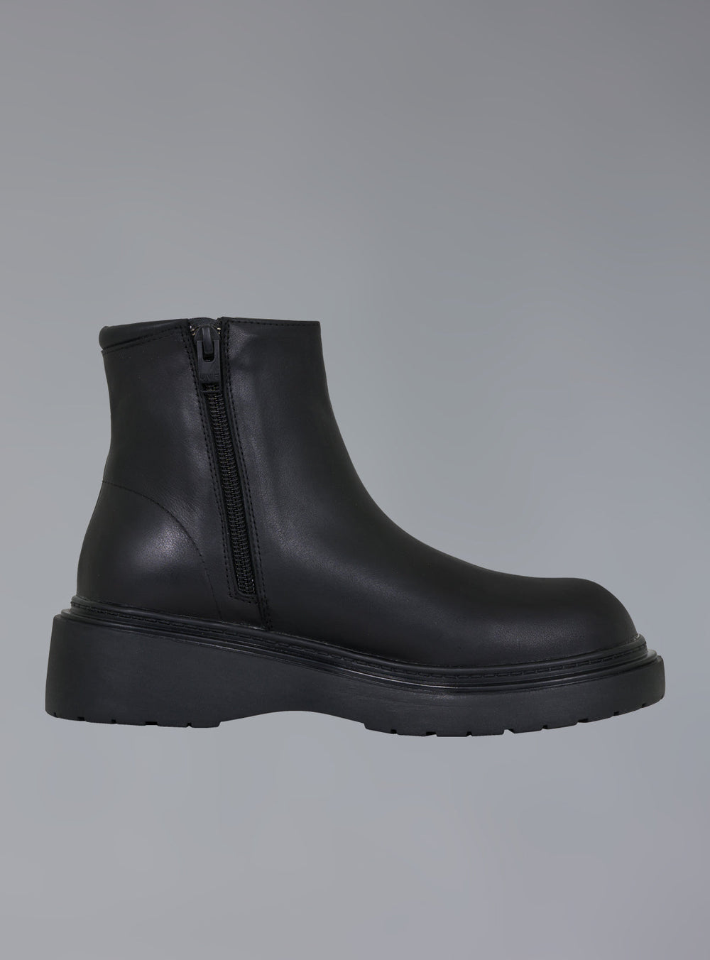 Zip-Up Leather Ankle Boot UNIF