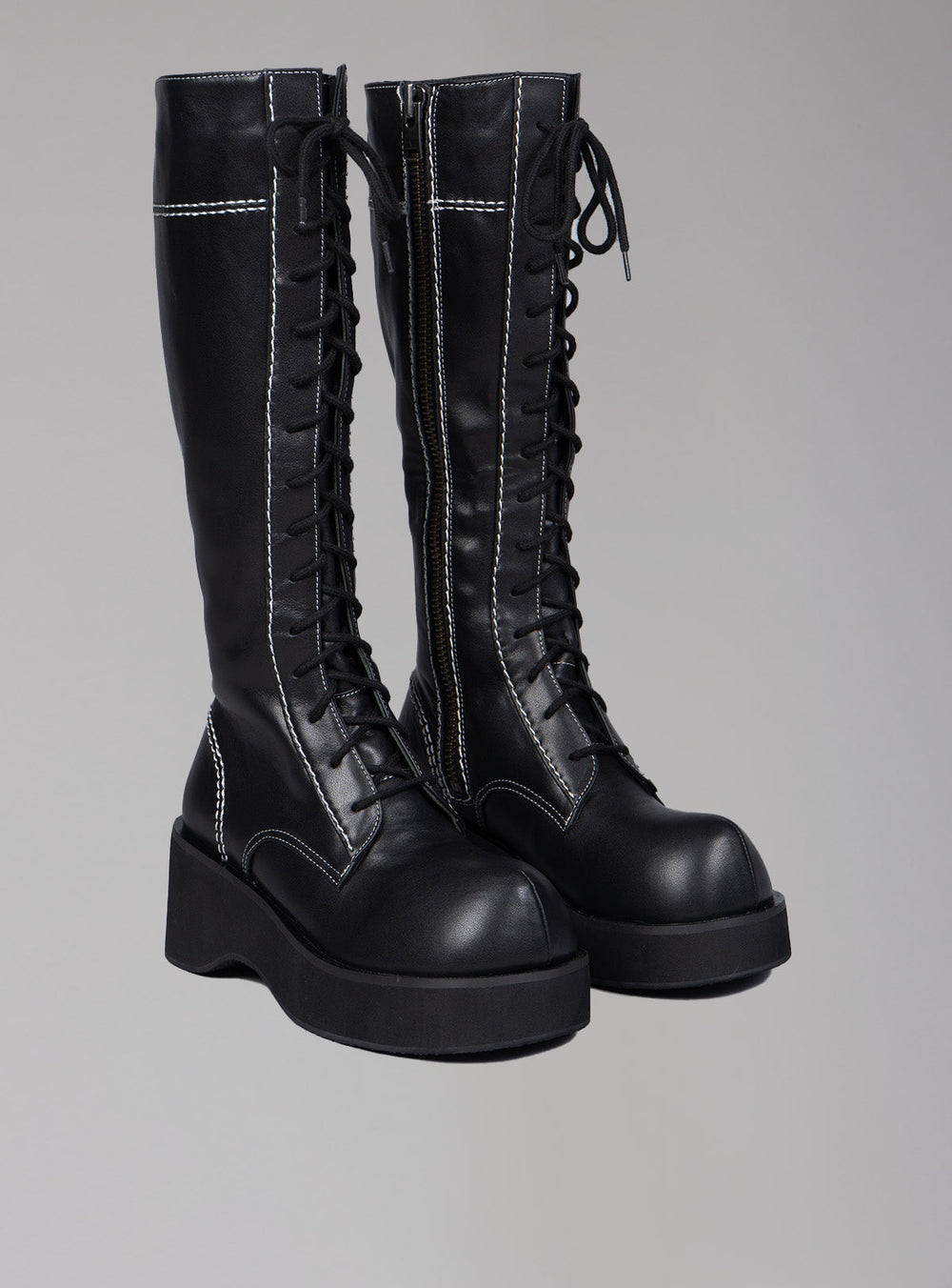 Phalt Boot